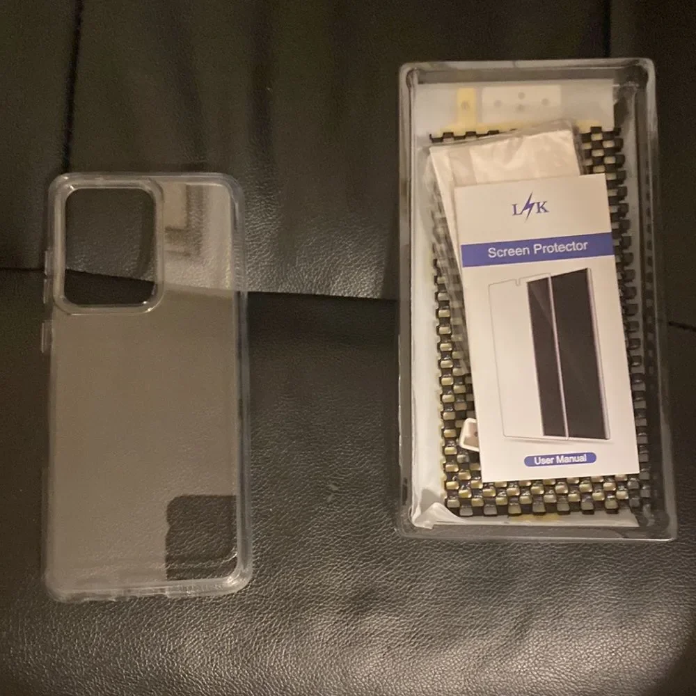 Screen protector and case Galaxy s20 ultra new